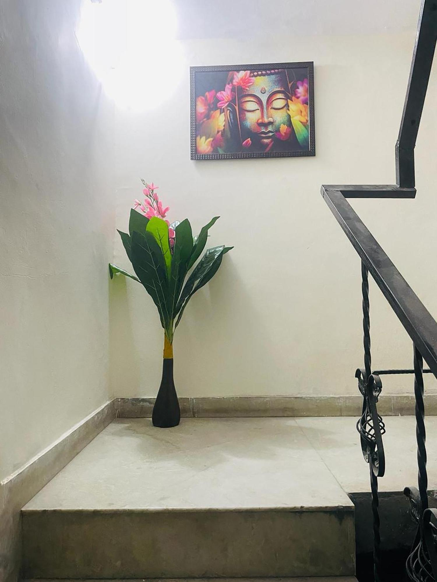 Aura Inn- Malviya Nagar Hotel