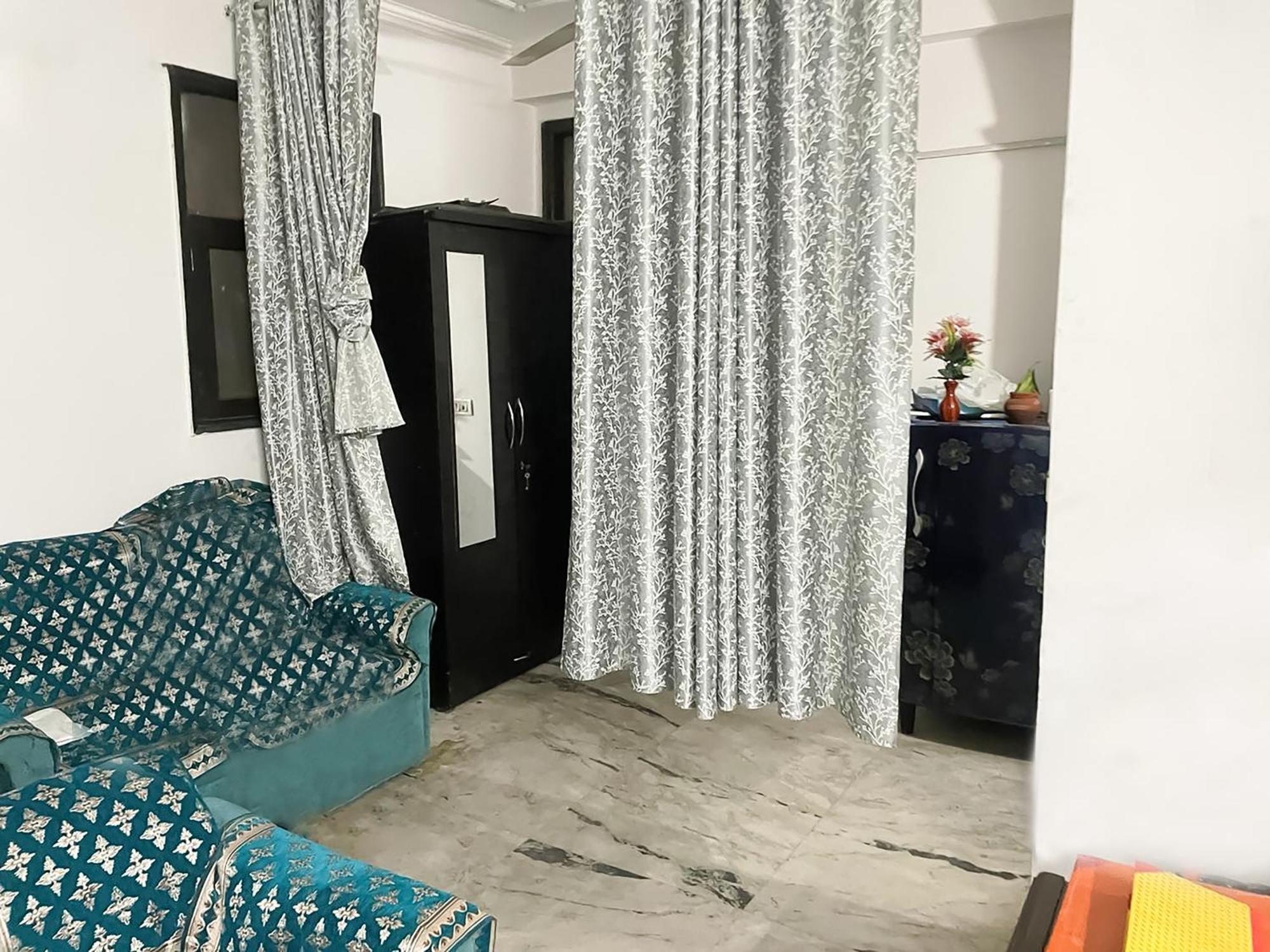Hotel Aura Inn- Malviya Nagar New Delhi