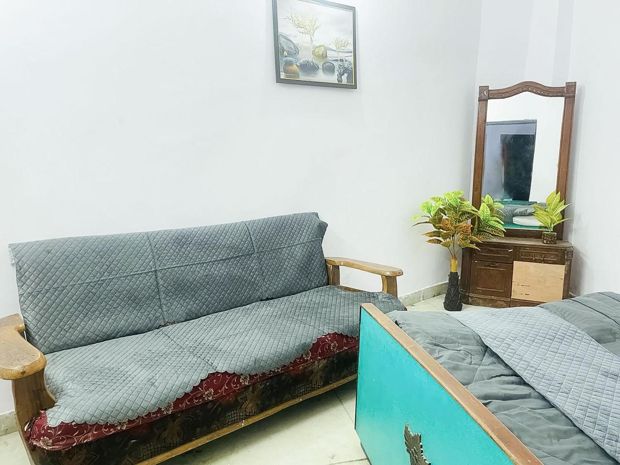 Aura Inn- Malviya Nagar New Delhi